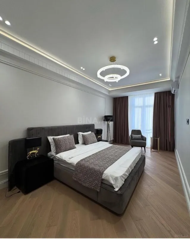 Kirayə verilir 2 otaqlı mənzil 80 m²