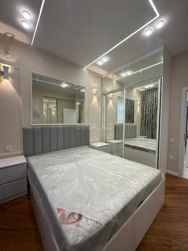 Satılır 2 otaqlı mənzil 75 m²