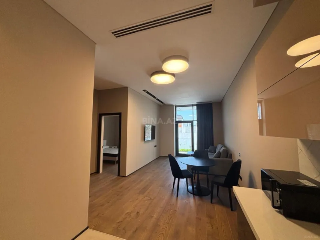 Kirayə verilir 2 otaqlı mənzil 65 m²