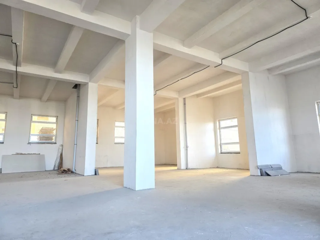 Satılır obyekt 432 m²