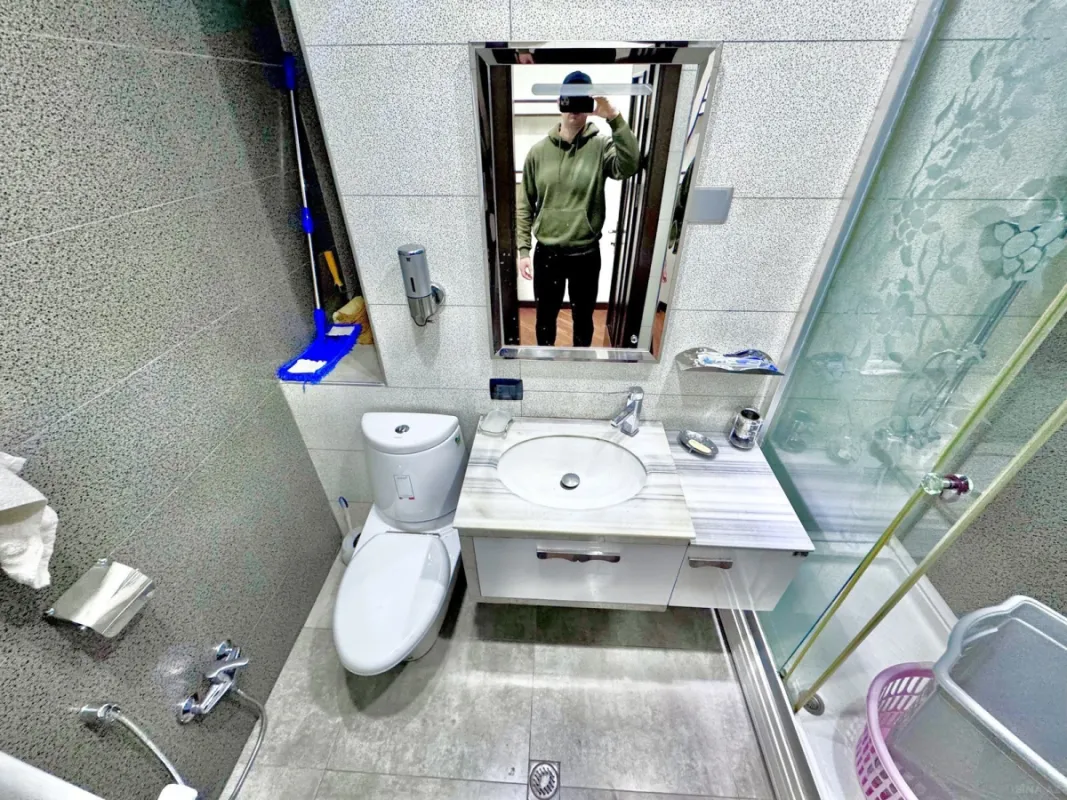 Satılır 3 otaqlı mənzil 136 m²