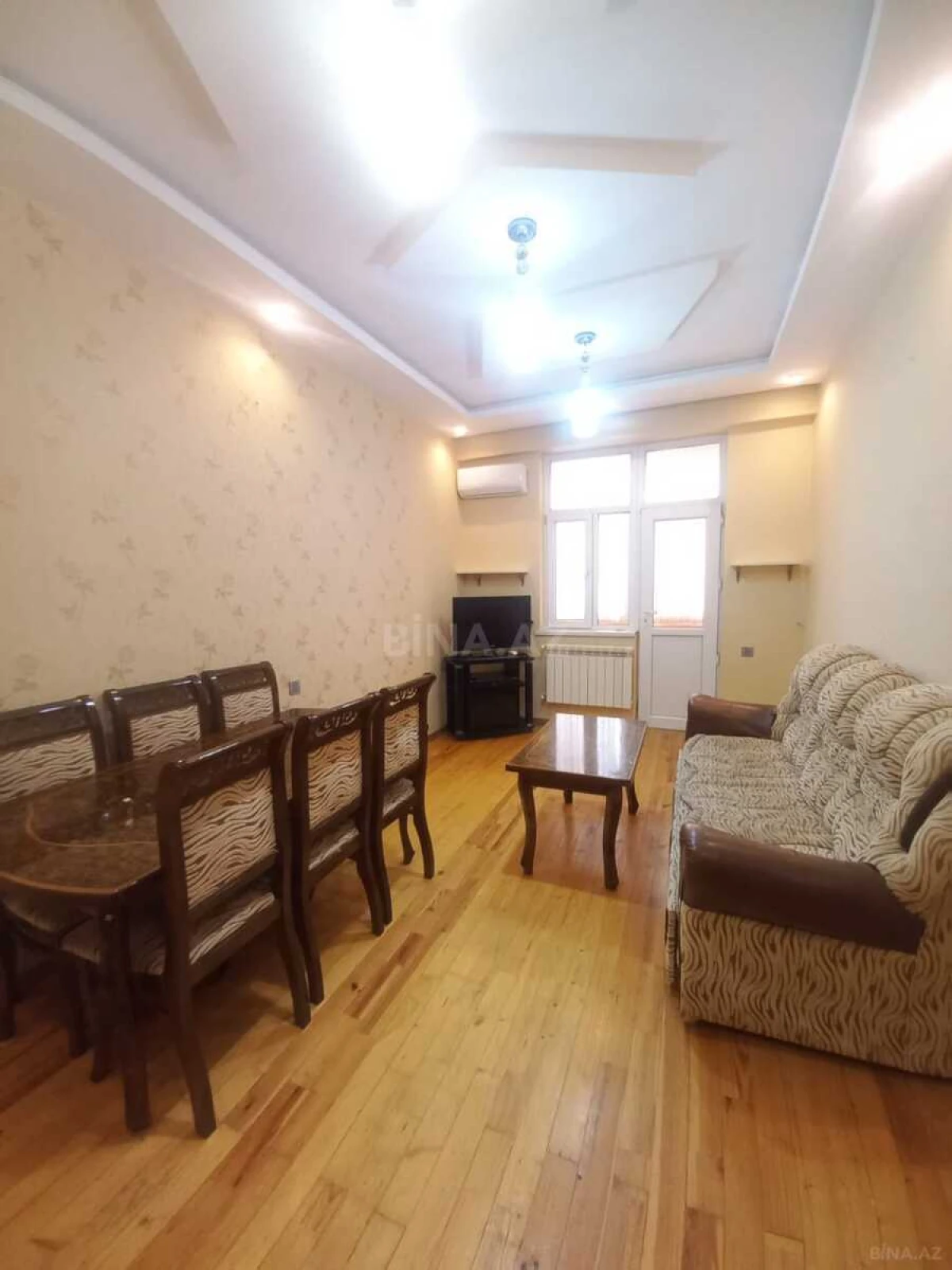 Satılır 2 otaqlı mənzil 57 m²