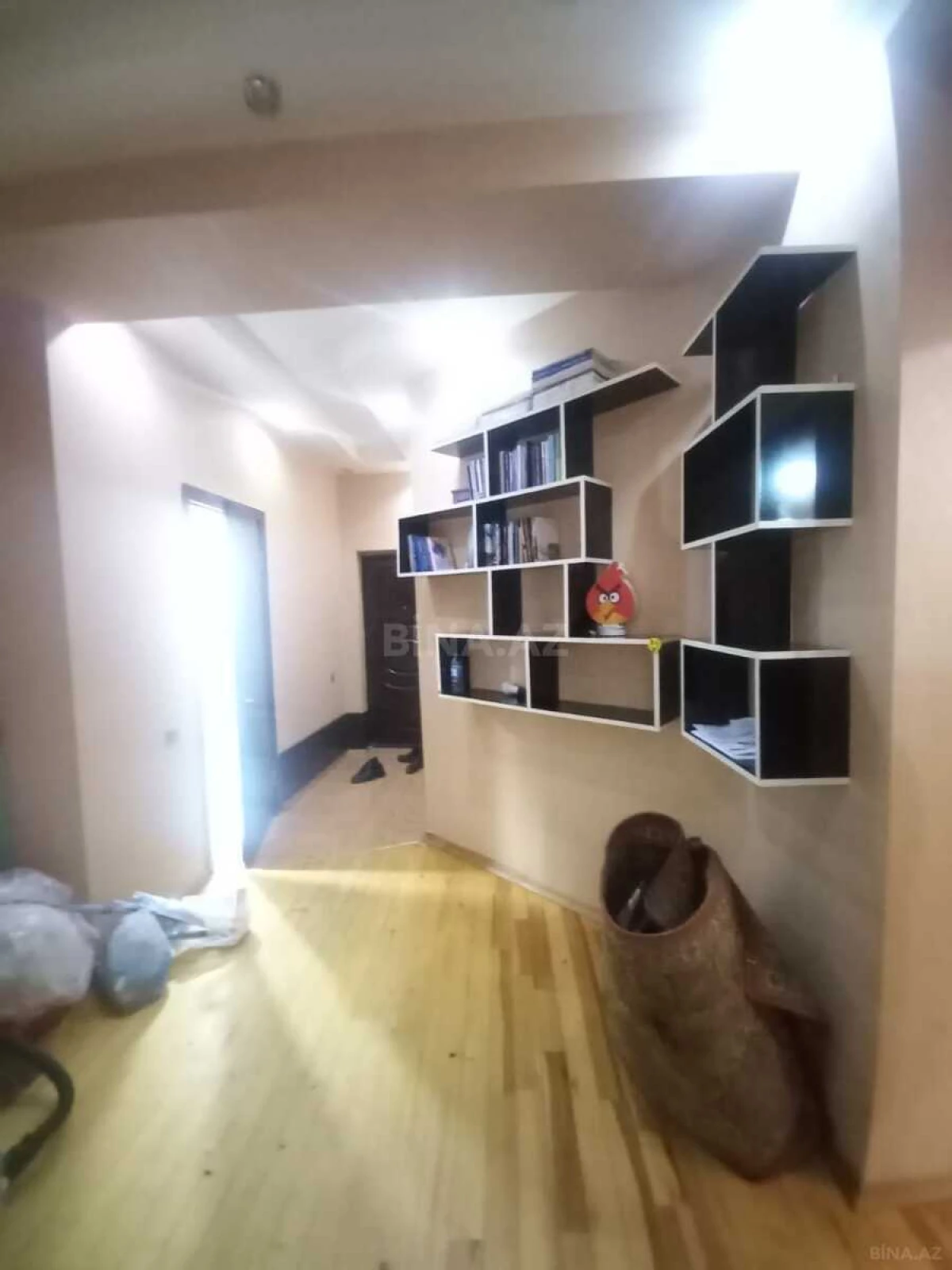 Satılır 2 otaqlı mənzil 57 m²