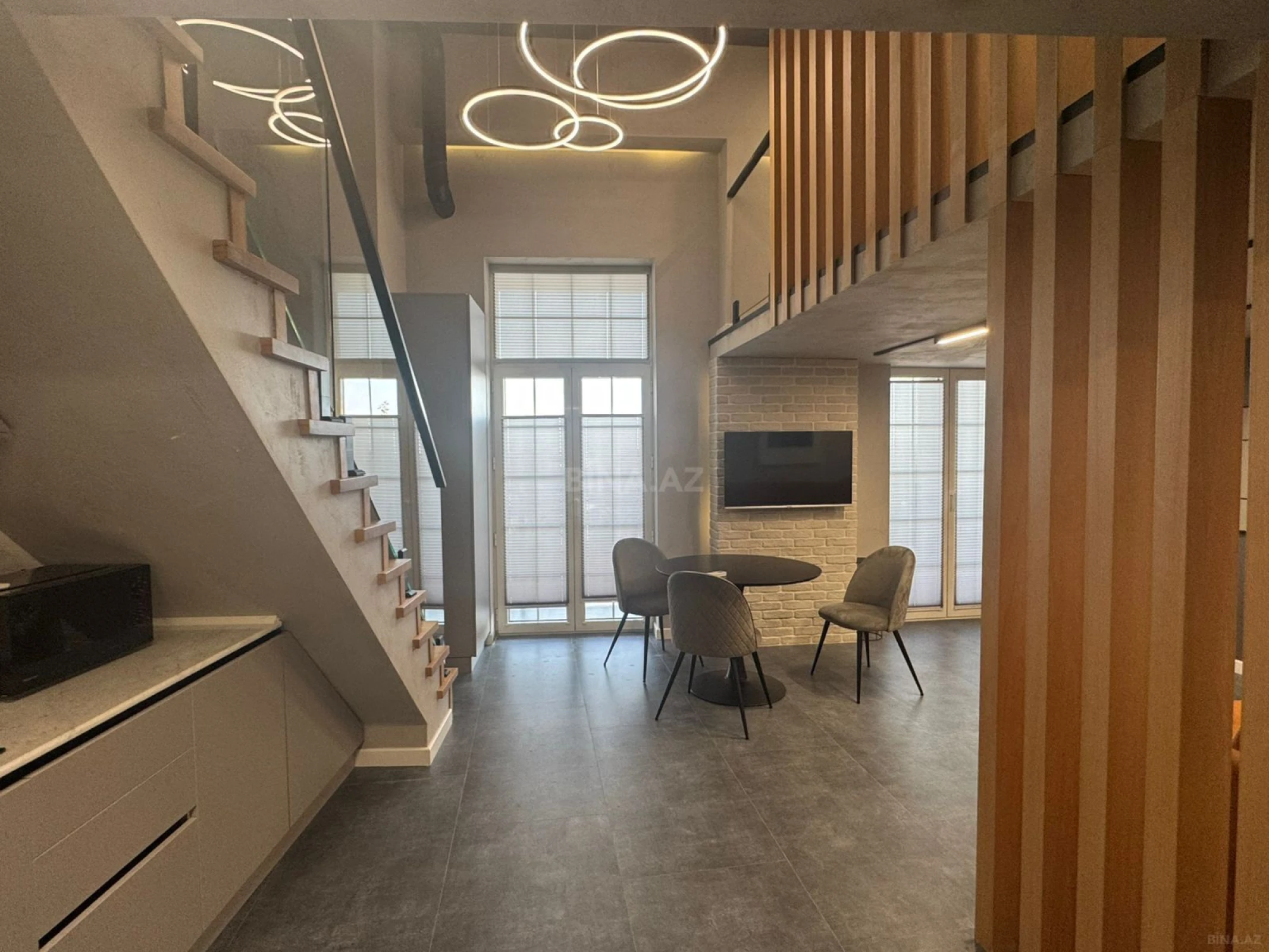 Kirayə verilir 2 otaqlı mənzil 50 m²