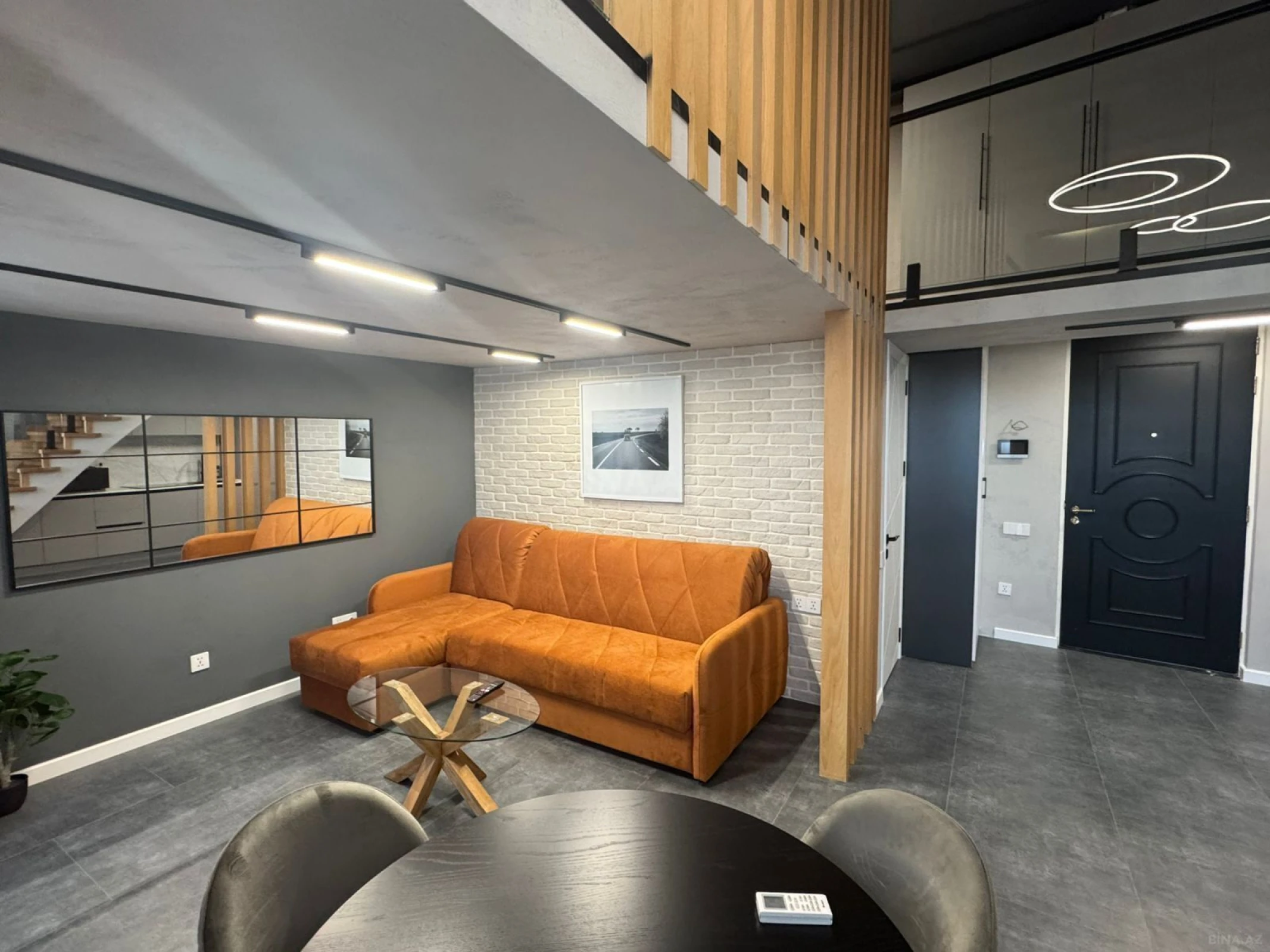 Kirayə verilir 2 otaqlı mənzil 50 m²