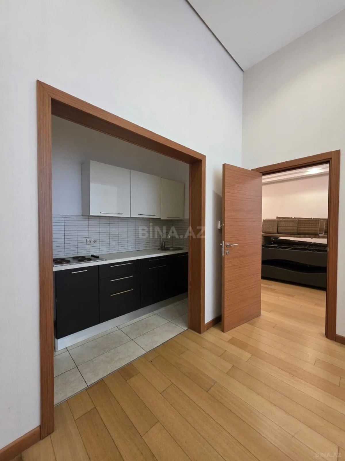 Satılır obyekt 100 m²