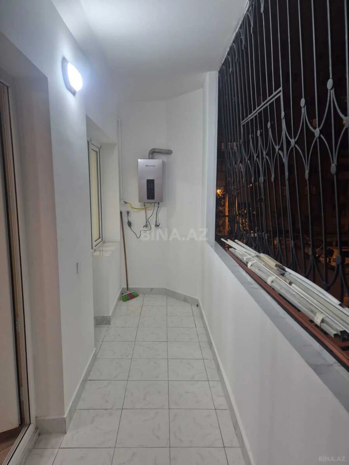 Satılır 2 otaqlı mənzil 65 m²