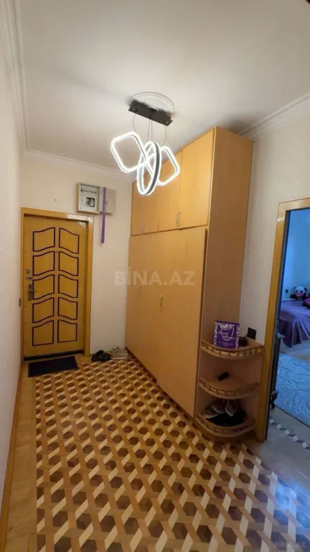Satılır 3 otaqlı mənzil 85 m²