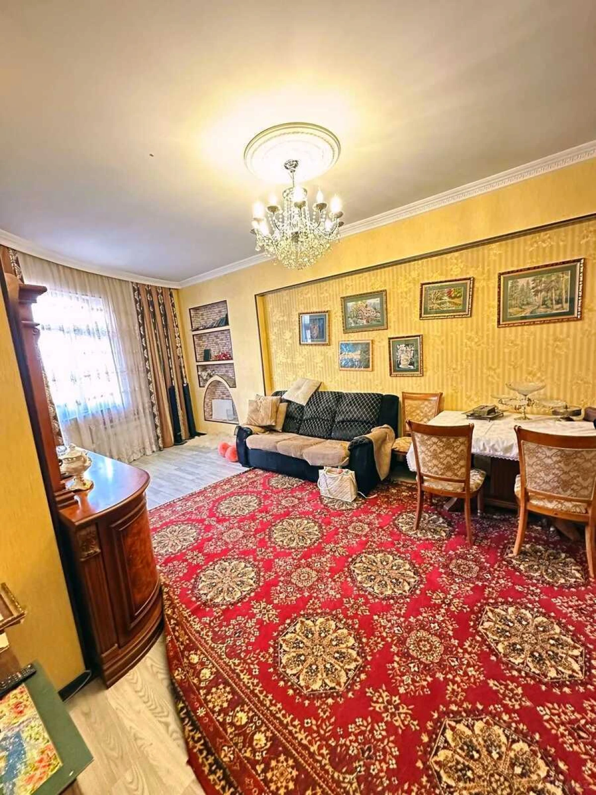 Satılır 3 otaqlı mənzil 125 m²