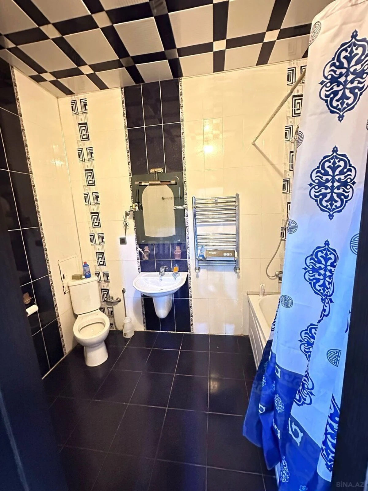 Satılır 3 otaqlı mənzil 125 m²