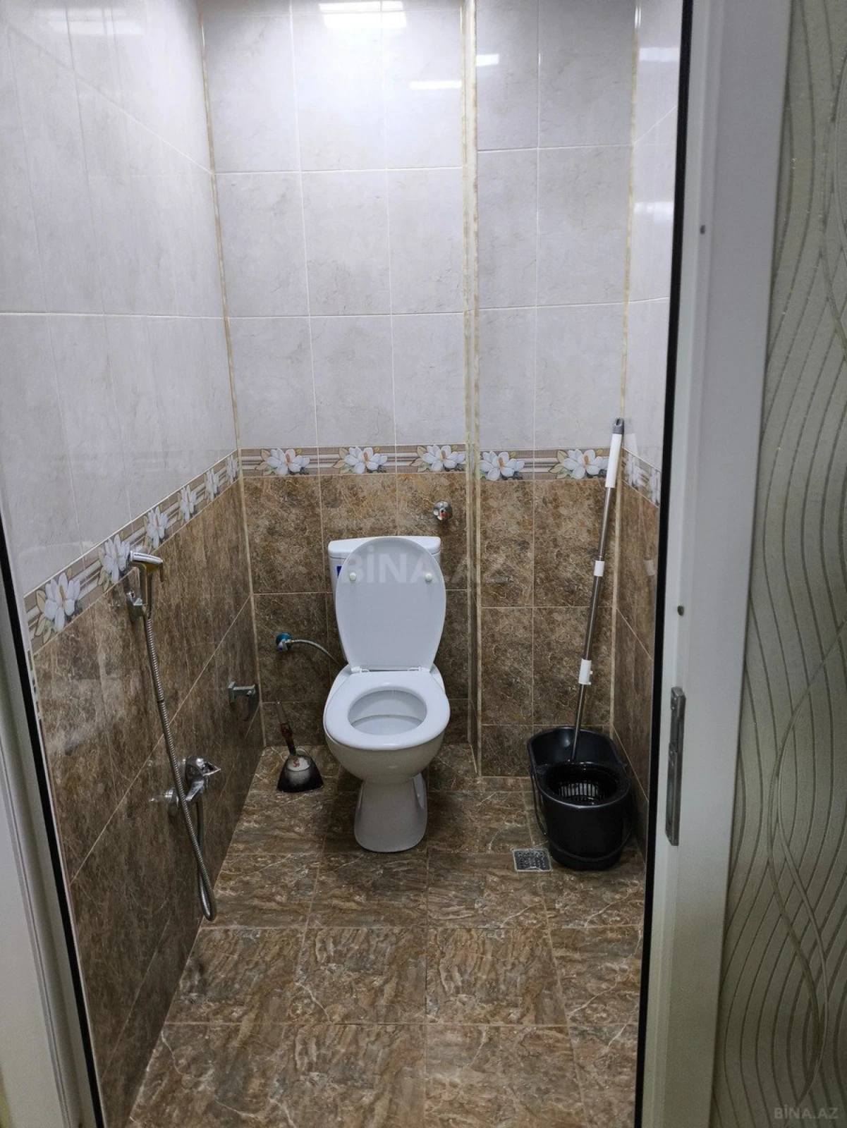 Kirayə verilir 2 otaqlı mənzil 82 m²