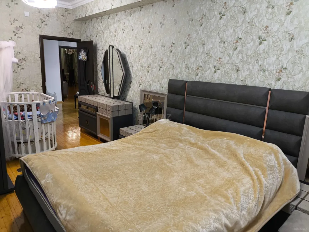 Kirayə verilir 2 otaqlı mənzil 82 m²