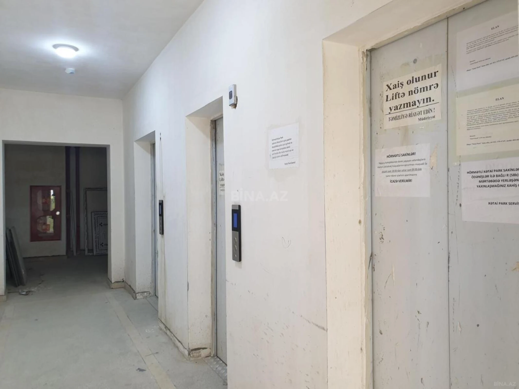 Satılır 4 otaqlı mənzil 155 m²