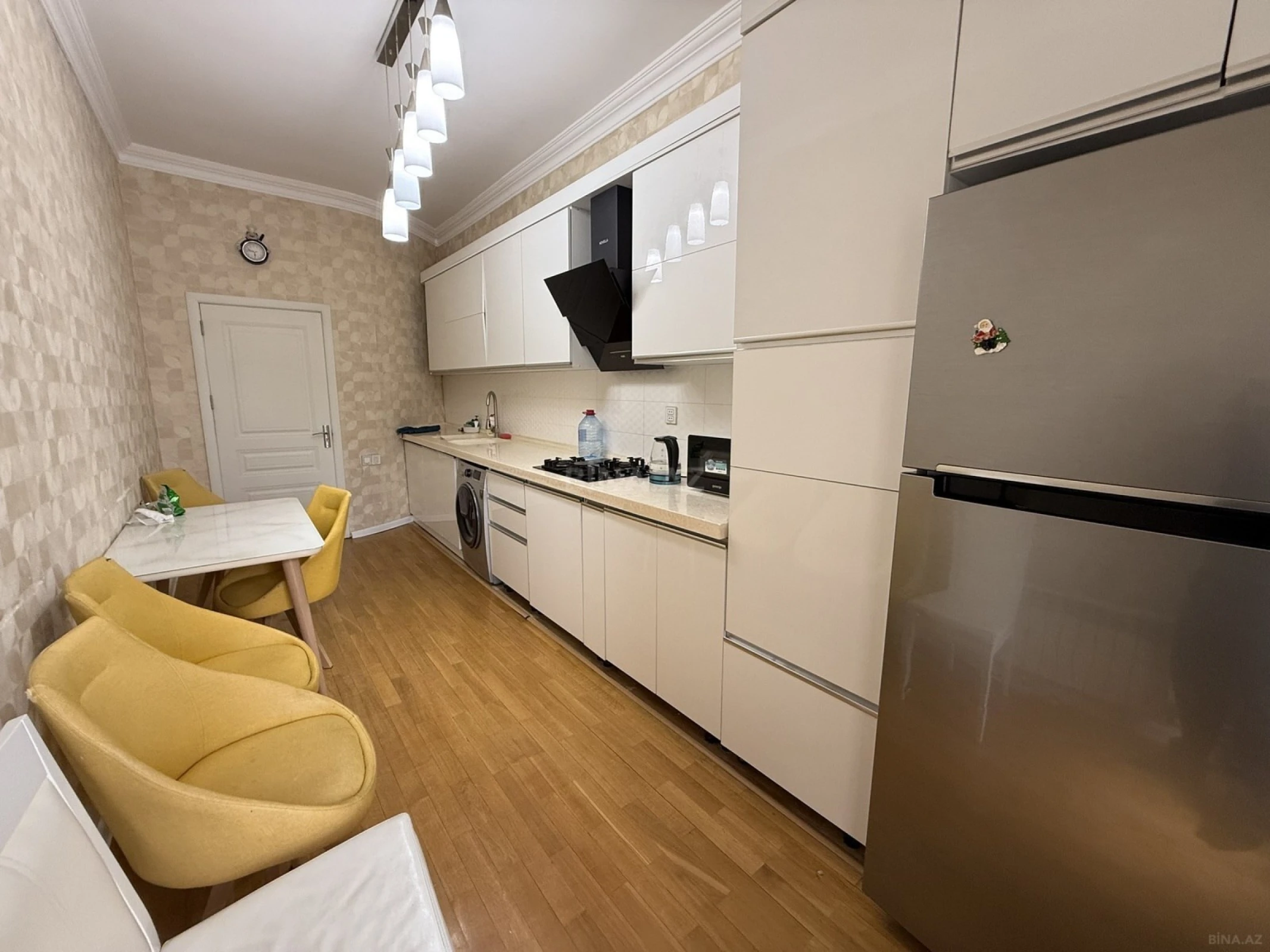 Satılır 3 otaqlı mənzil 120 m²