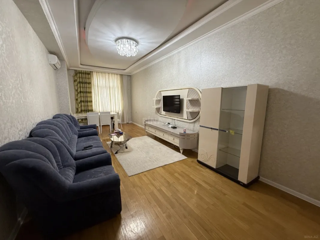 Satılır 3 otaqlı mənzil 120 m²