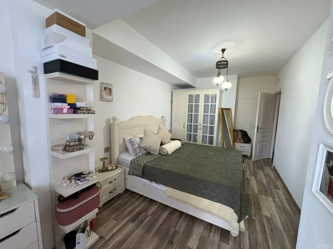 Satılır 3 otaqlı mənzil 90 m²