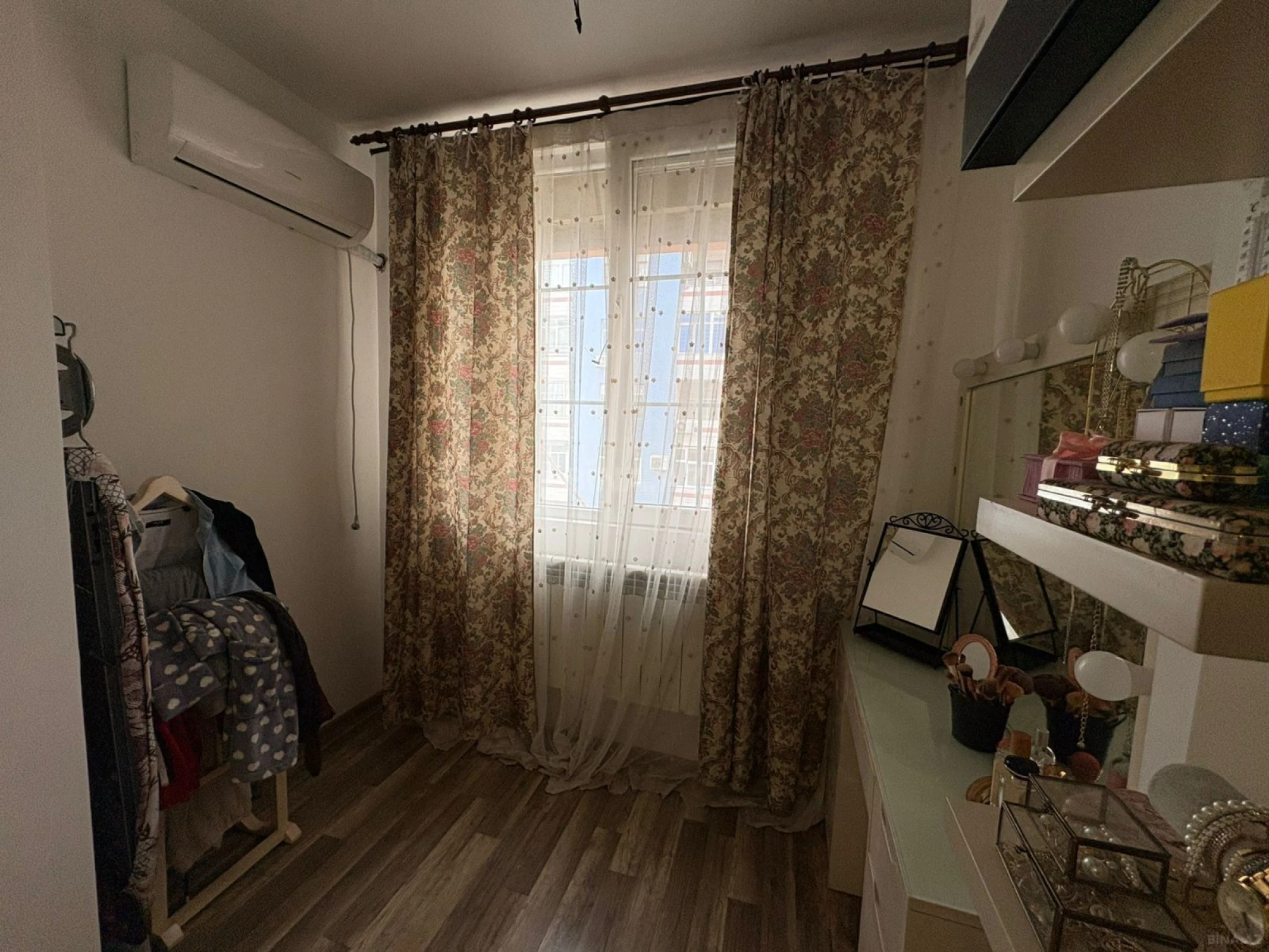 Satılır 3 otaqlı mənzil 90 m²