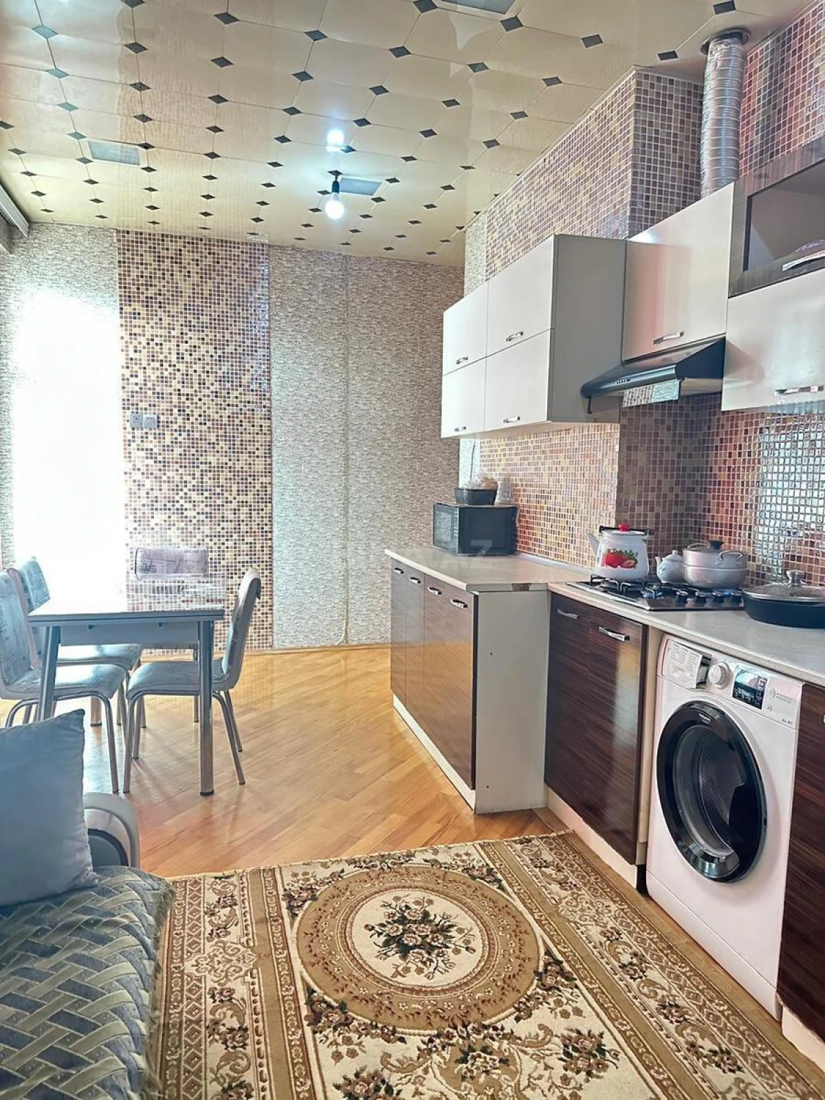Satılır 2 otaqlı mənzil 80 m²