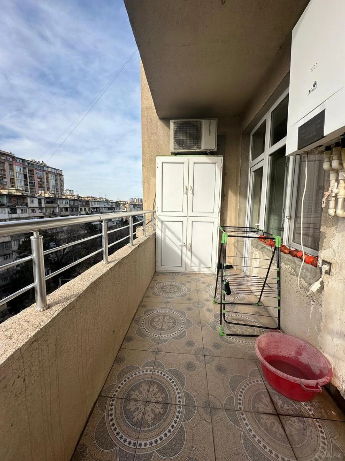 Satılır 2 otaqlı mənzil 80 m²