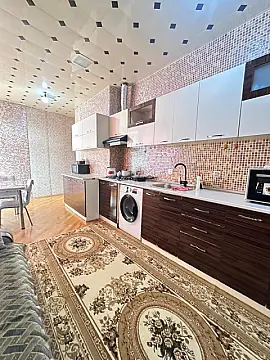 Satılır 2 otaqlı mənzil 80 m²