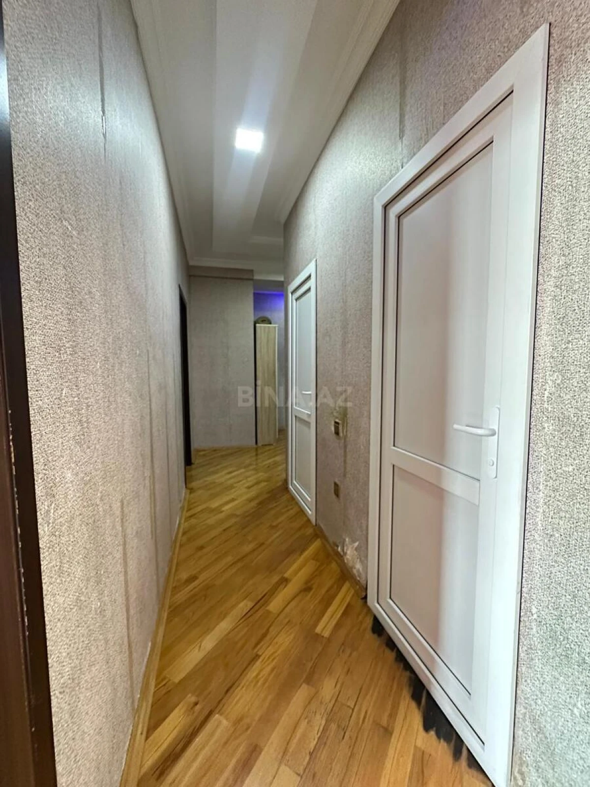 Satılır 2 otaqlı mənzil 80 m²