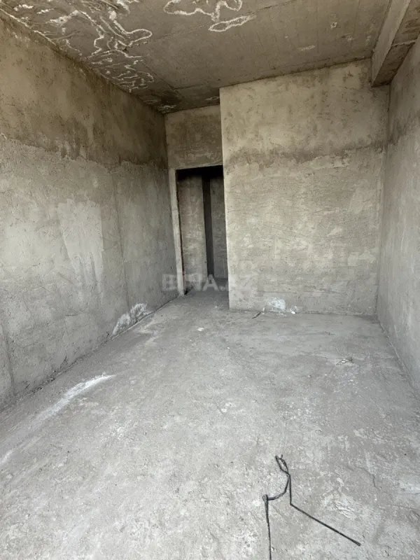 Satılır 2 otaqlı mənzil 75 m²