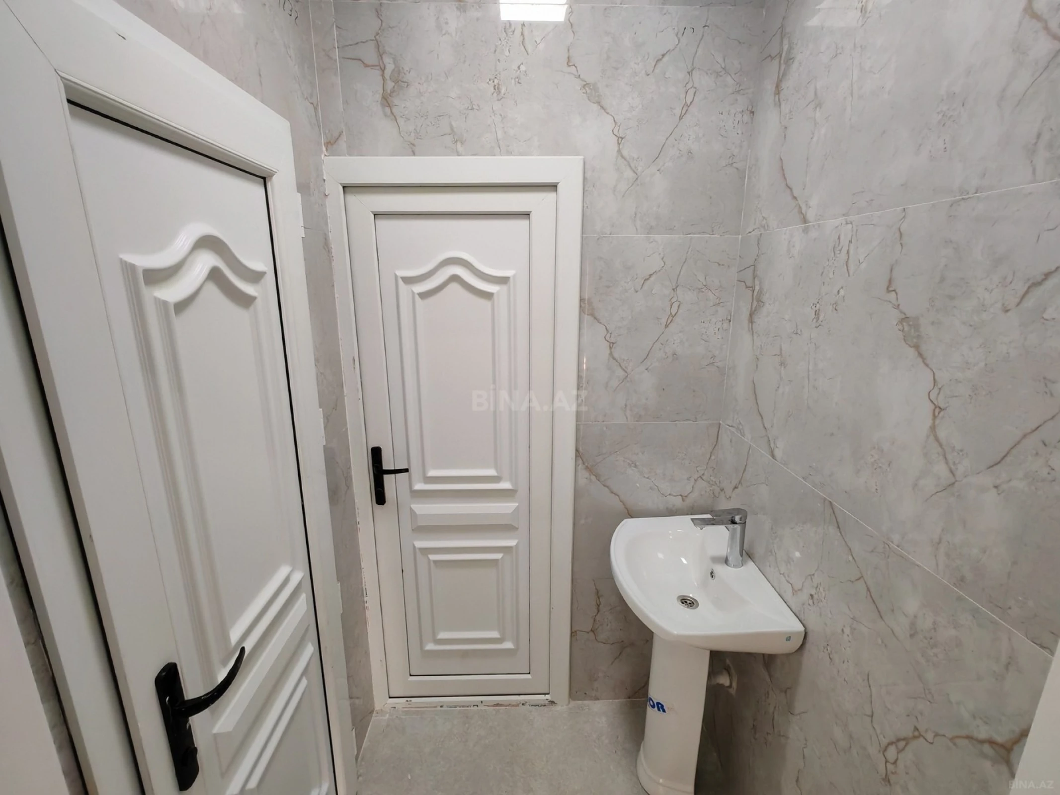 Satılır 4 otaqlı həyət evi 170 m²