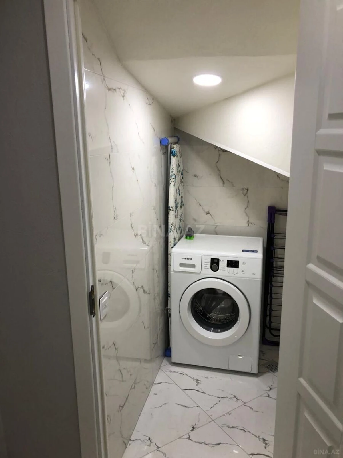 Kirayə verilir 3 otaqlı mənzil 160 m²