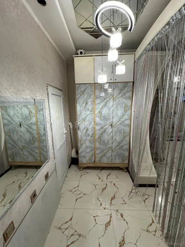 Satılır 4 otaqlı mənzil 120 m²