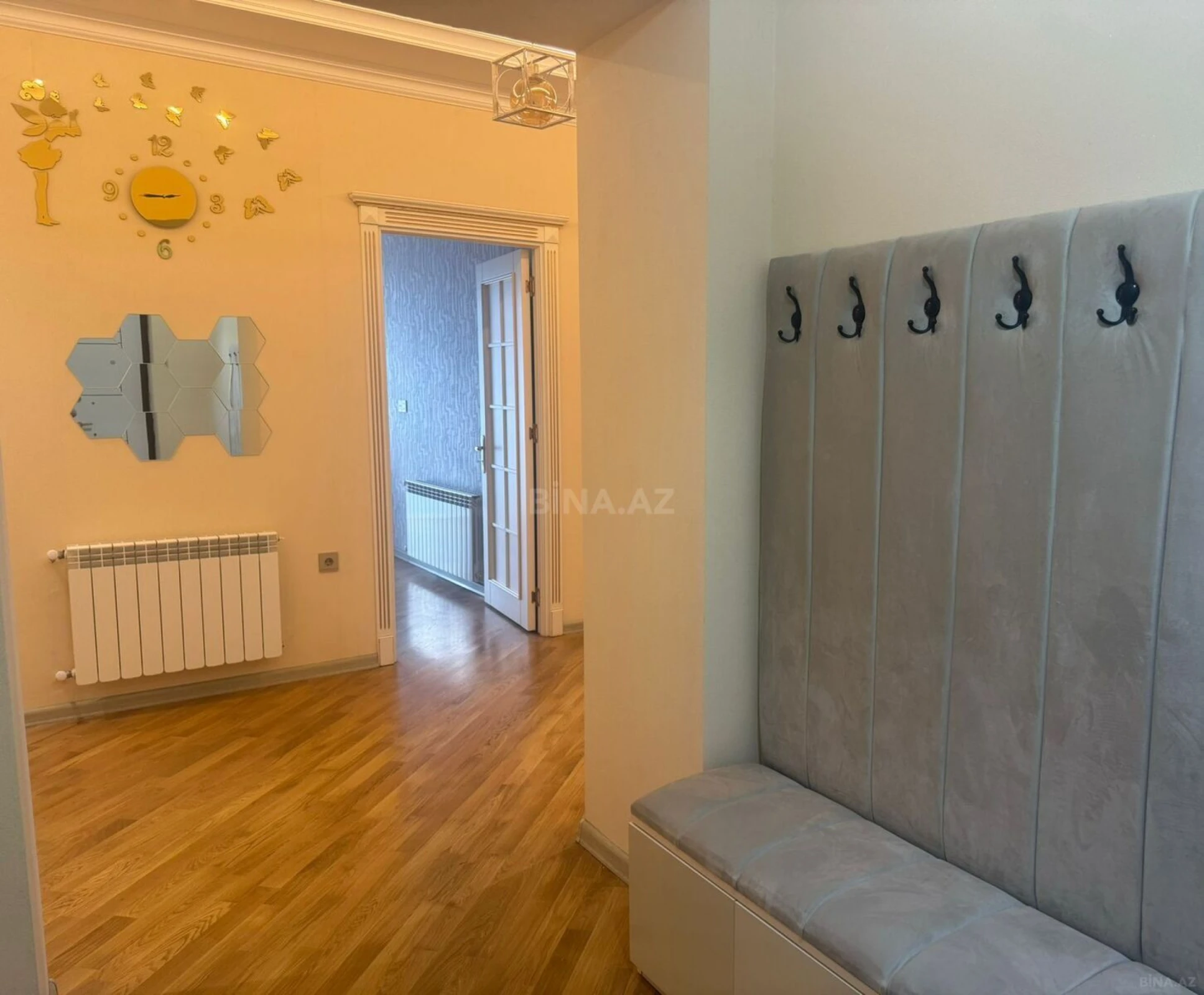 Kirayə verilir 3 otaqlı mənzil 145 m²