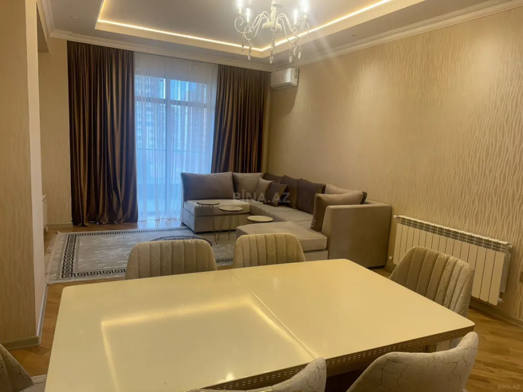 Kirayə verilir 3 otaqlı mənzil 145 m²