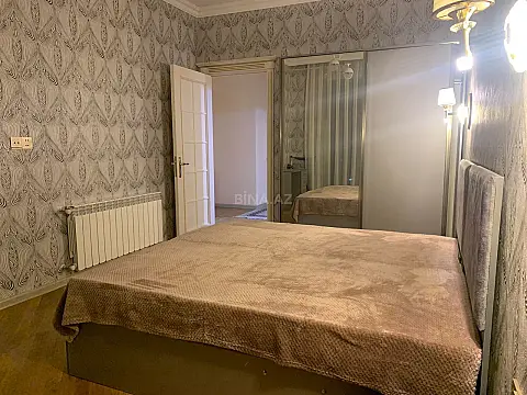 Kirayə verilir 3 otaqlı mənzil 145 m²