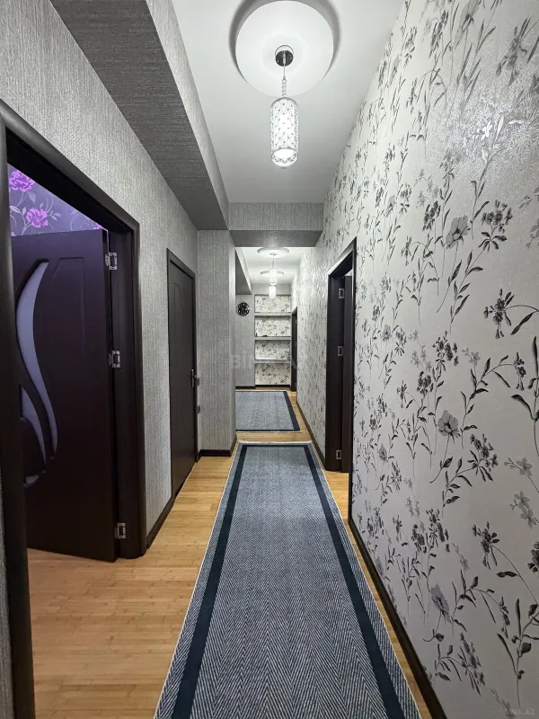 Satılır 3 otaqlı mənzil 128 m²