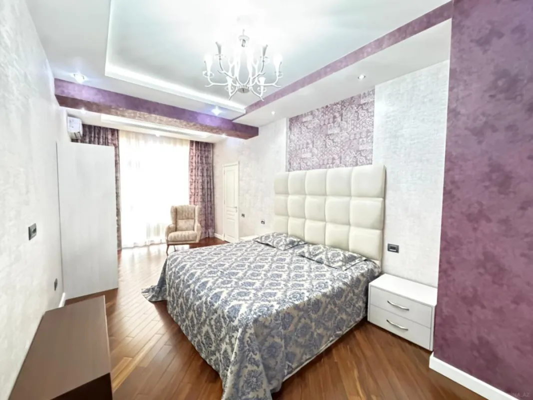 Kirayə verilir 3 otaqlı mənzil 150 m²