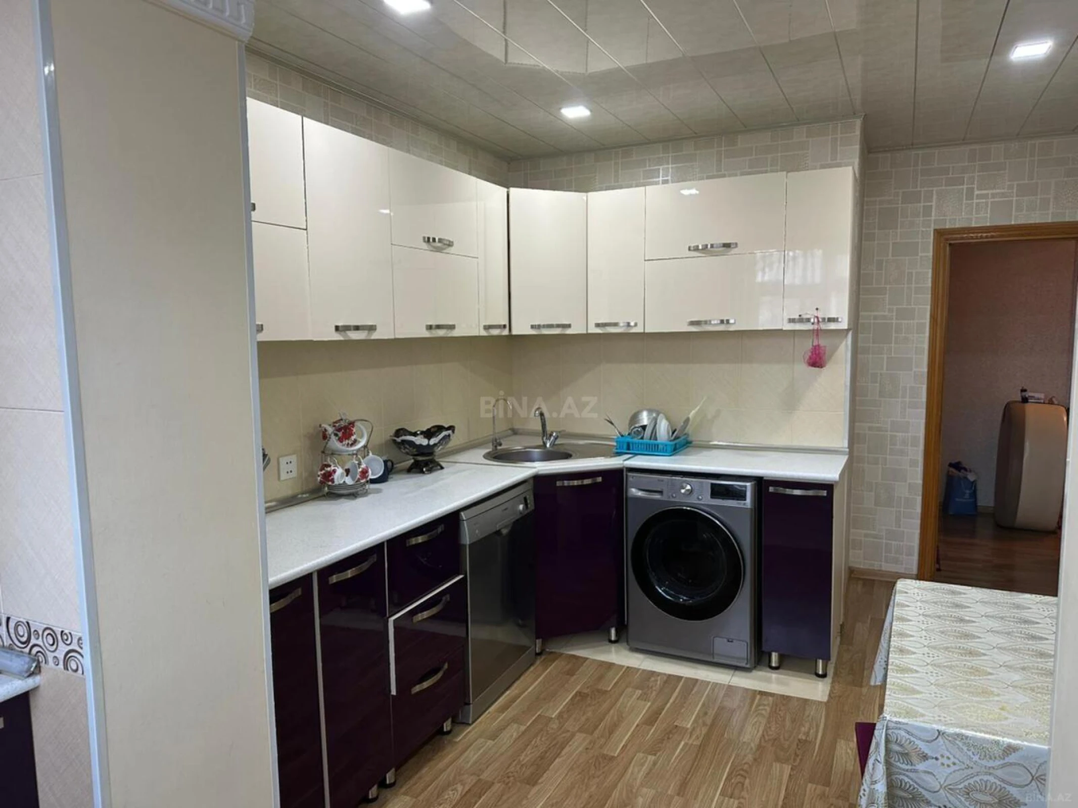 Satılır 3 otaqlı mənzil 78 m²