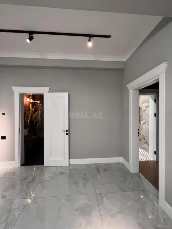 Kirayə verilir 3 otaqlı mənzil 160 m²