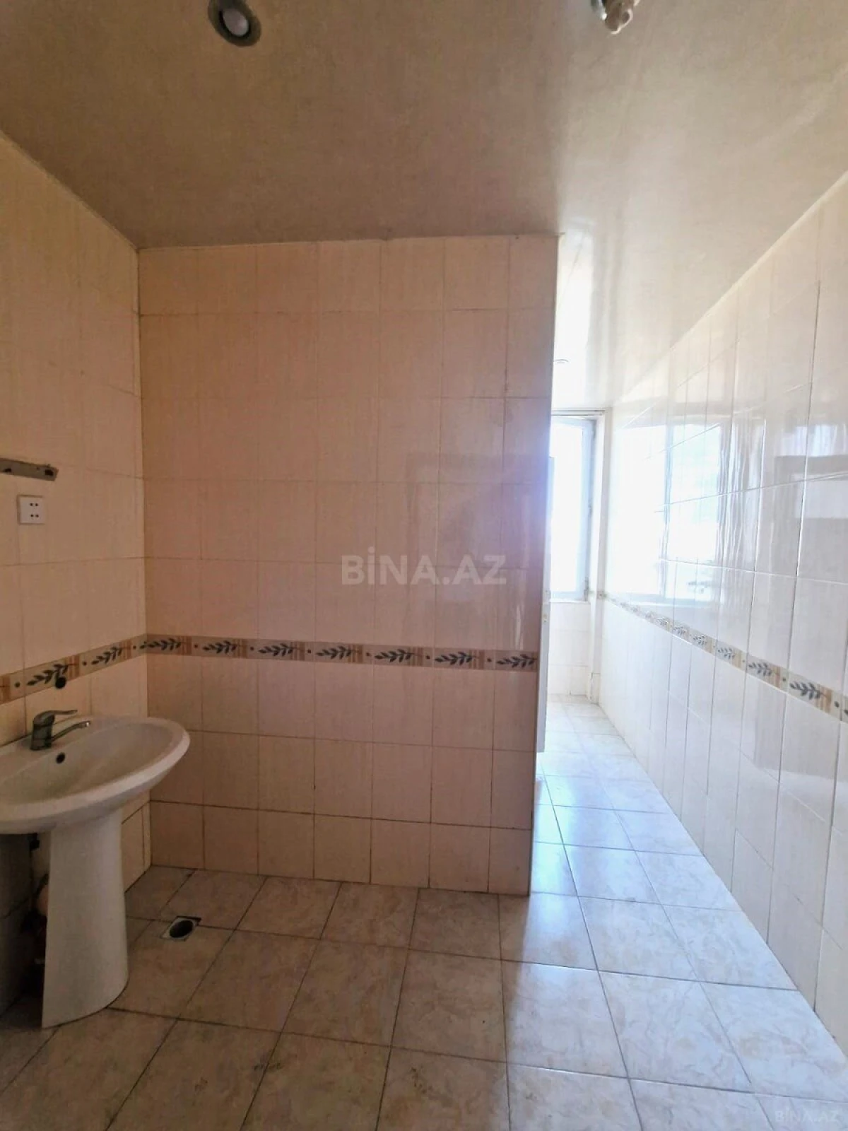 Kirayə verilir obyekt 450 m²