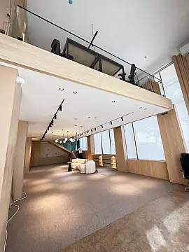 Satılır obyekt 214 m²