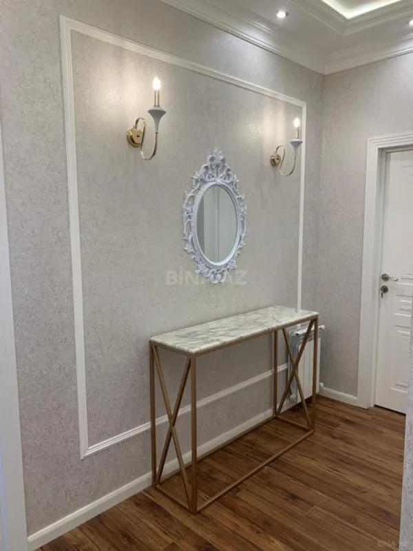 Kirayə verilir 3 otaqlı mənzil 102 m²