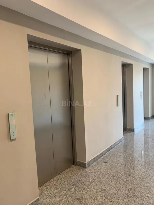 Kirayə verilir 3 otaqlı mənzil 102 m²