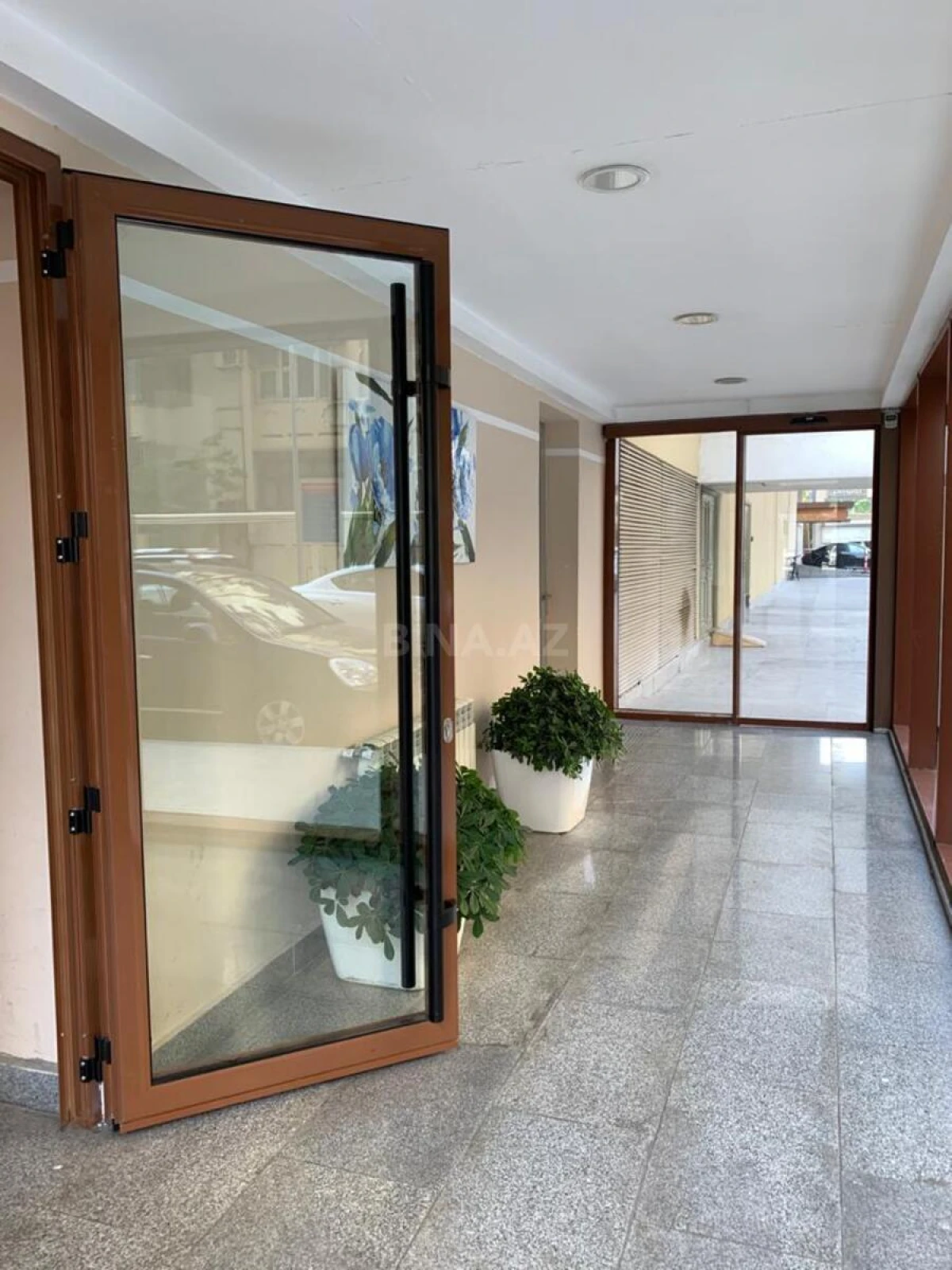 Kirayə verilir 3 otaqlı mənzil 102 m²