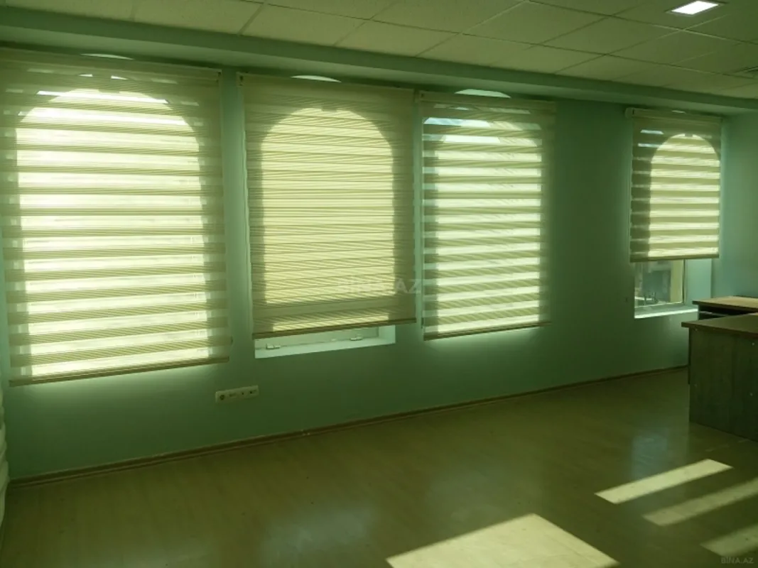 Kirayə verilir 3 otaqlı ofis 110 m²