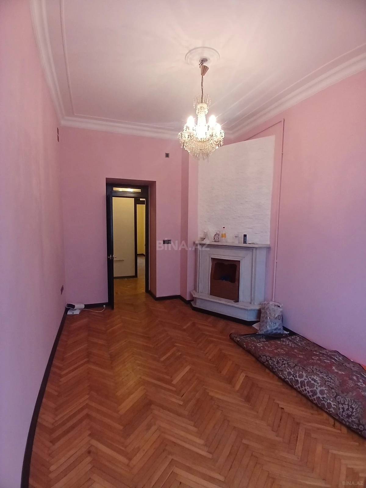 Satılır 3 otaqlı mənzil 90 m²