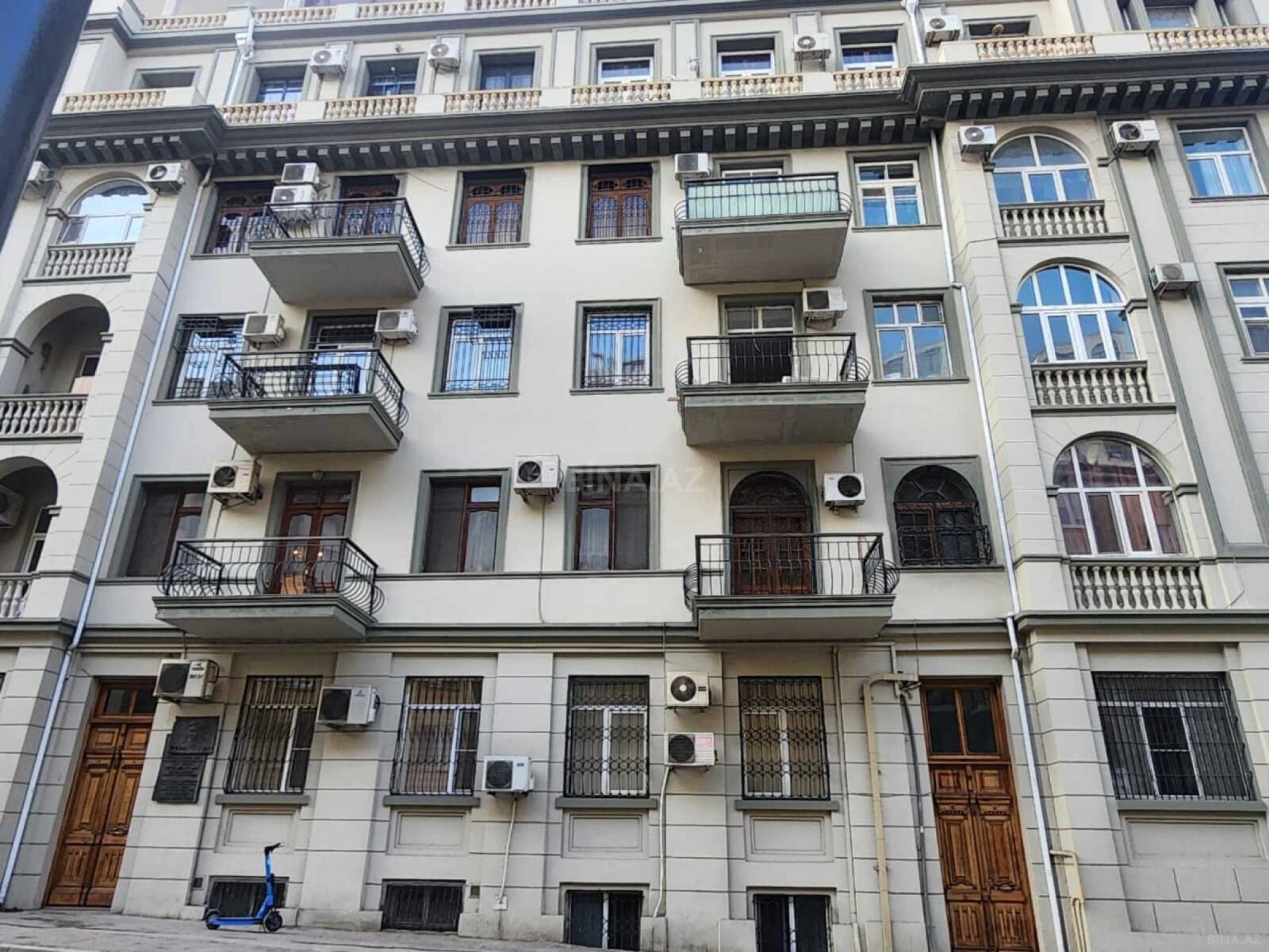 Satılır 3 otaqlı mənzil 90 m²