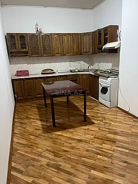 Kirayə verilir 9 otaqlı həyət evi 600 m²