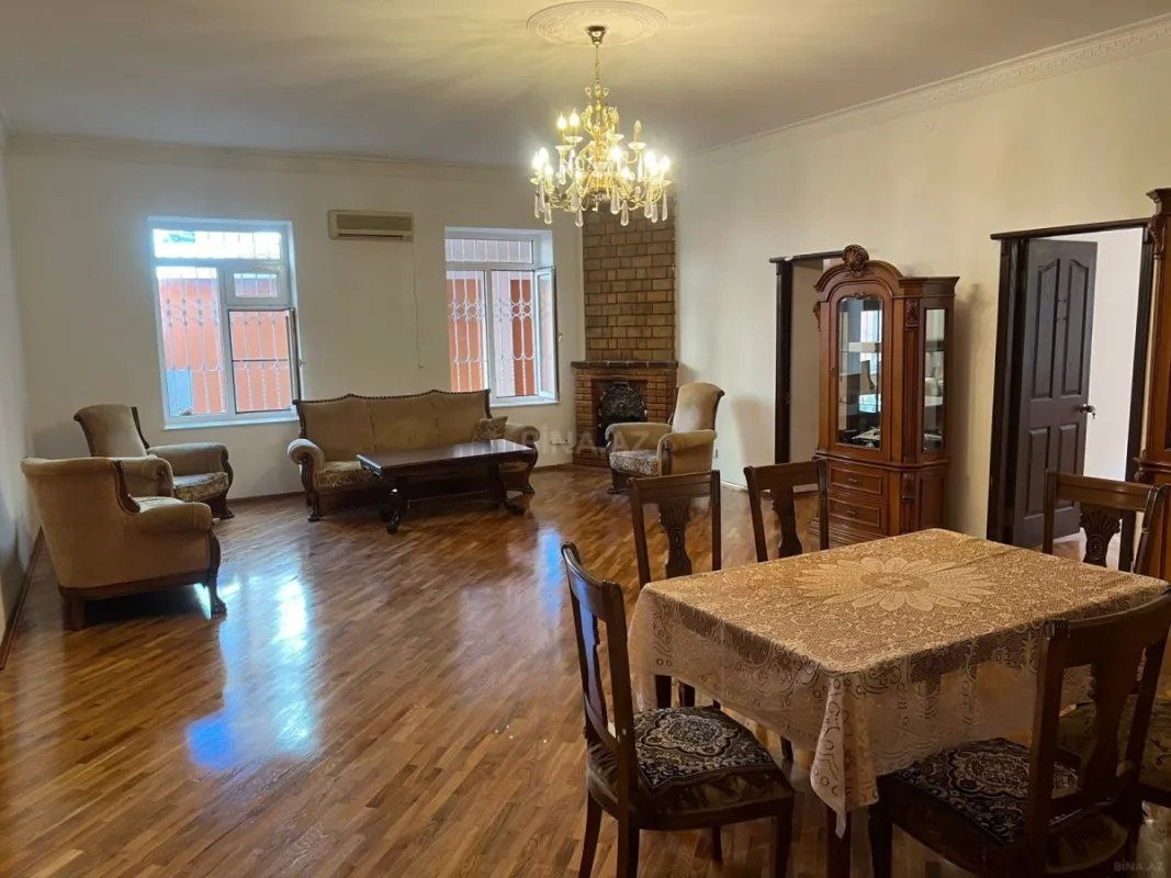 Kirayə verilir 9 otaqlı həyət evi 600 m²