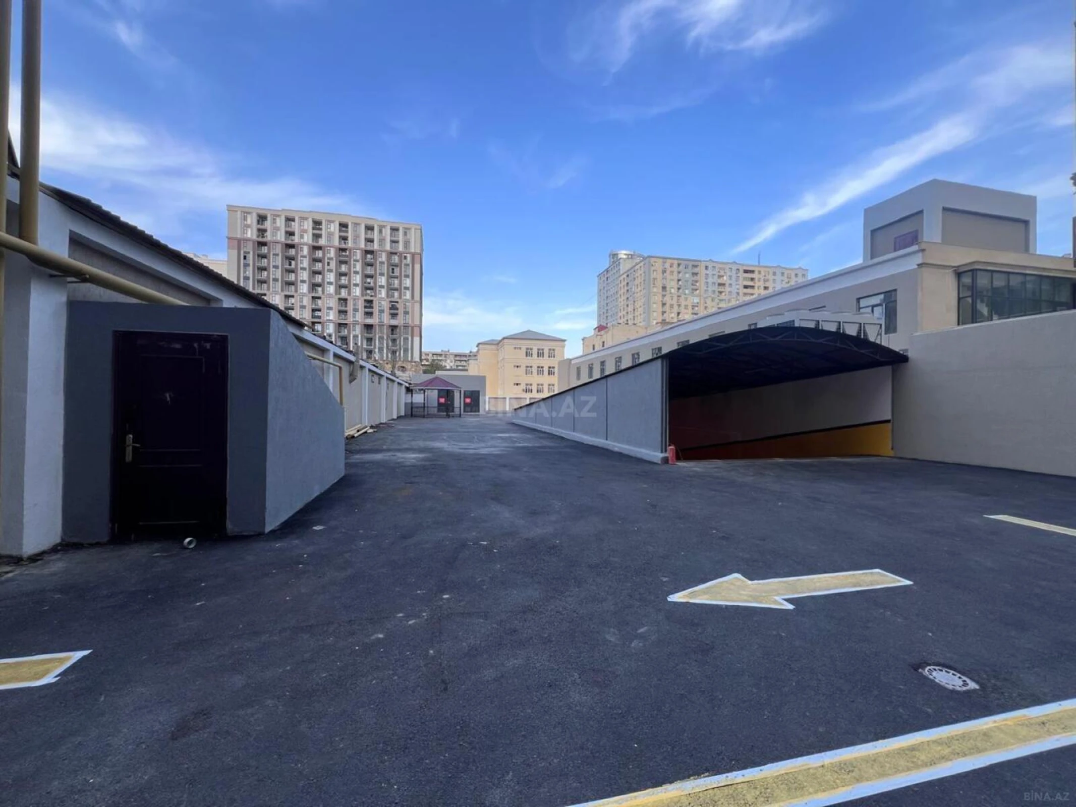 Satılır 3 otaqlı mənzil 117 m²