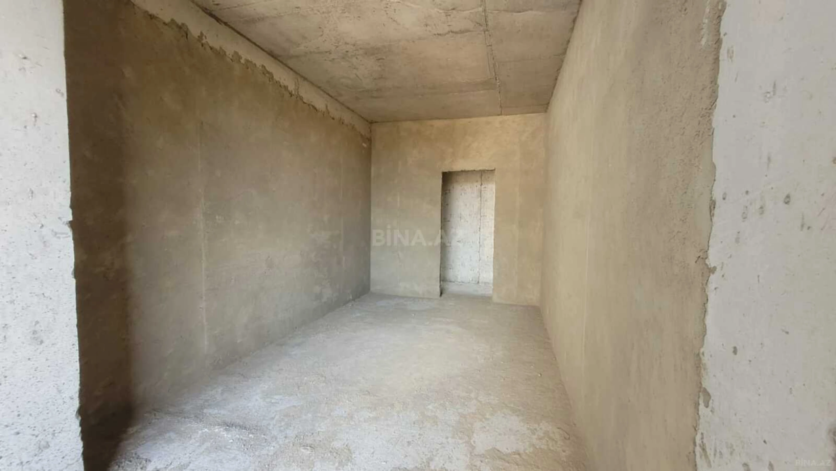 Satılır 3 otaqlı mənzil 117 m²