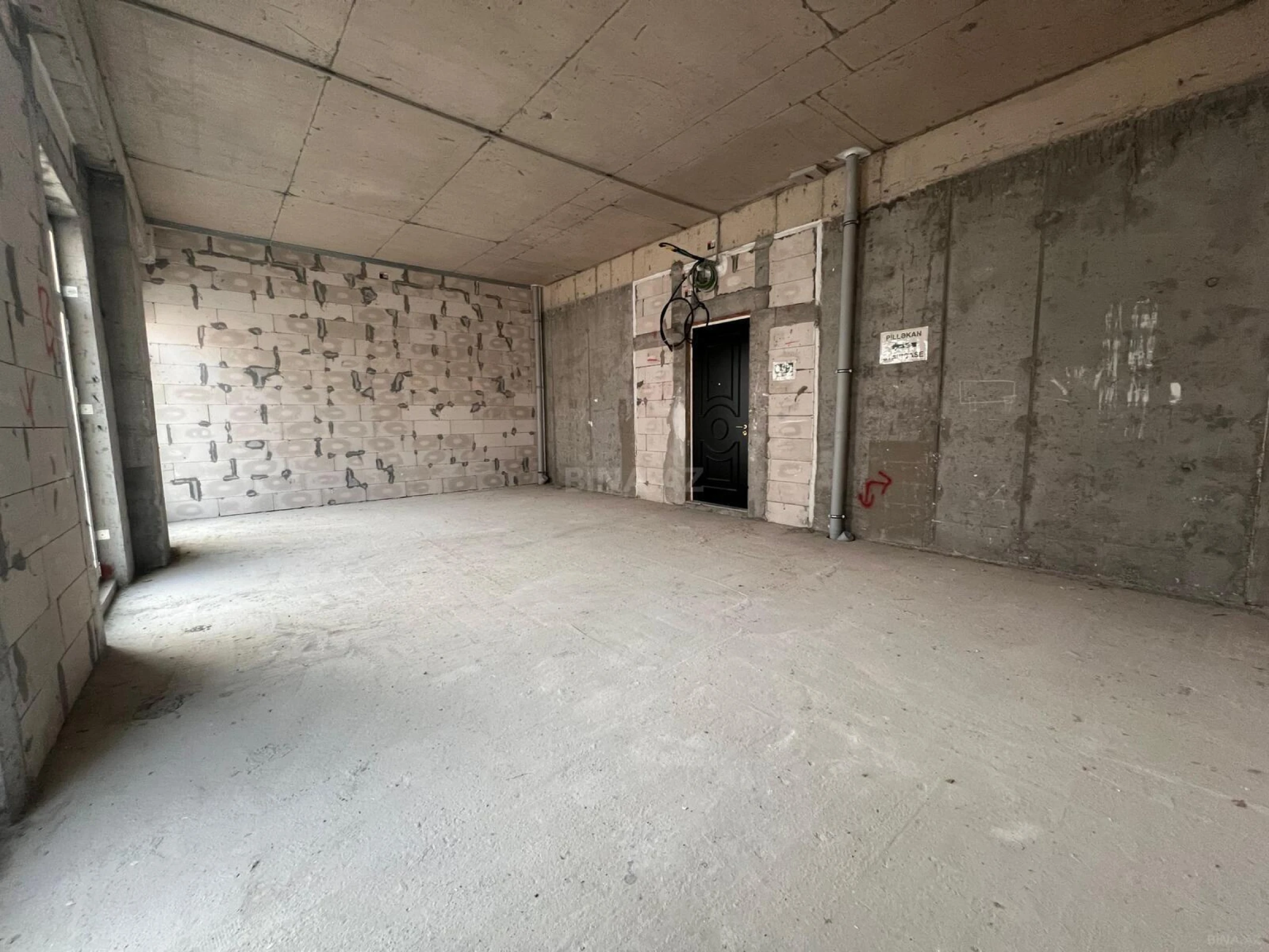Satılır 2 otaqlı mənzil 90.5 m²