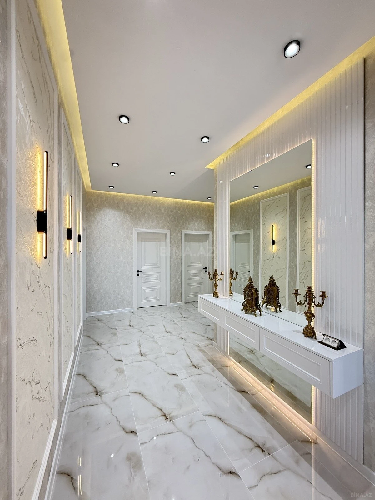 Satılır 4 otaqlı həyət evi 165 m²